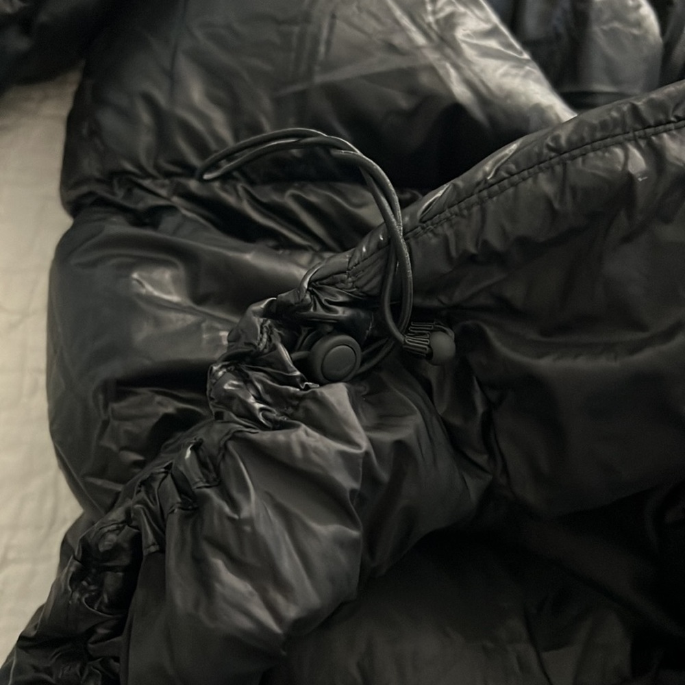 Athleta Lofty Down Puffer Jacket in Black * See description* - Picture 8 of 10